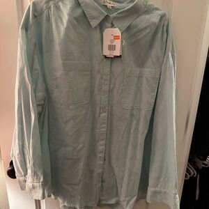 Long Sleeve light blue top.  Size 3x